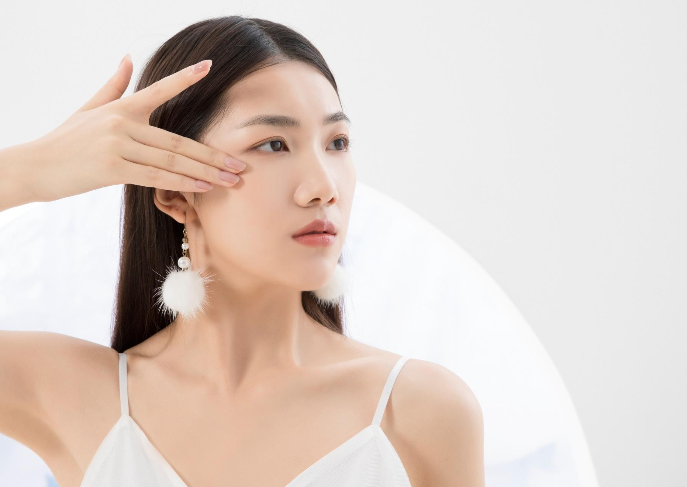 妍诗美品牌起源视觉图